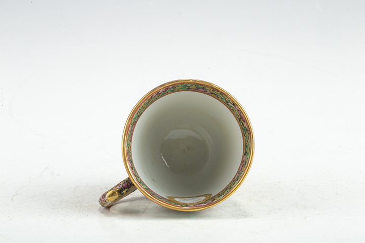 古玩陶瓷清晚·廣彩開窗人物花鳥紋杯碟一套真品鑒賞圖