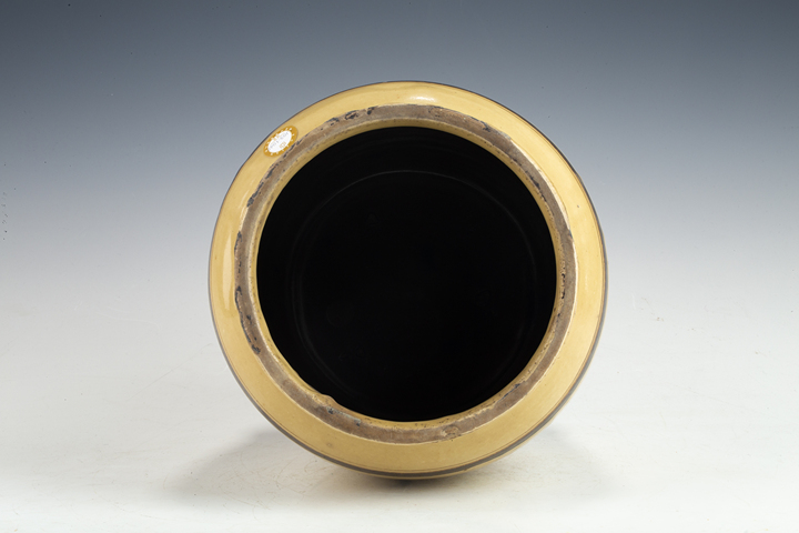 古玩陶瓷清早·白釉褐彩花卉紋罐真品鑒賞圖