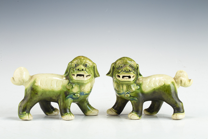 古玩陶瓷創匯·綠釉獅子擺件一對拍賣，當前價格188元