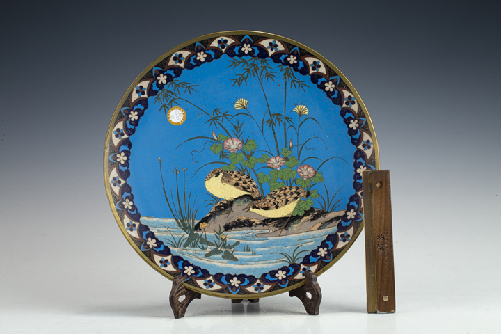 古玩銅器清·銅胎掐絲琺瑯花鳥紋盤真品鑒賞圖