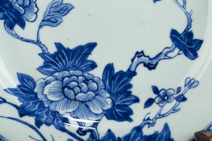 古玩陶瓷清中·青花花卉紋折沿盤拍賣，當前價格413元
