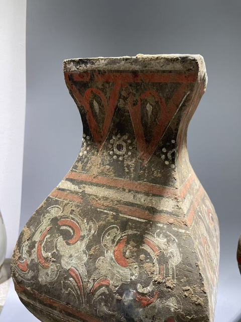 古玩陶瓷漢·云氣紋彩繪陶坊一對拍賣，當前價格500元