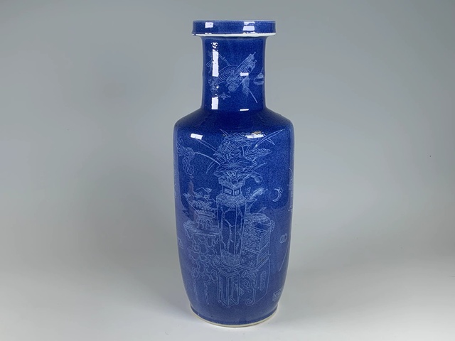 古玩陶瓷清晚期·灑藍(lán)暗刻博古花卉紋棒槌瓶拍賣，當(dāng)前價(jià)格6604元