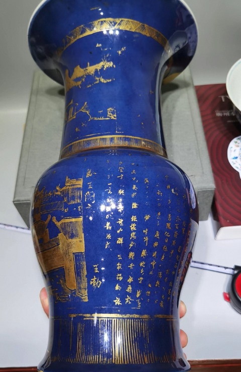 古玩陶瓷清雍乾灑藍(lán)描金山水樓閣鳳尾尊拍賣，當(dāng)前價(jià)格15000元