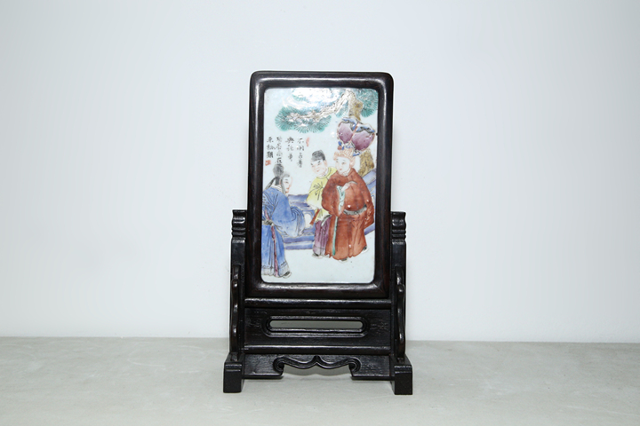 古玩陶瓷清中晚·粉彩人物故事紋詩文瓷板硯屏真品鑒賞圖