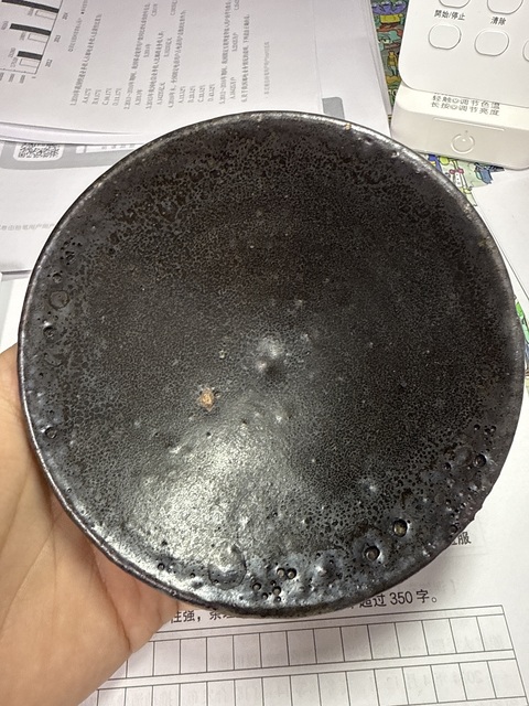 古玩陶瓷黑釉油滴茶碗真品鑒賞圖