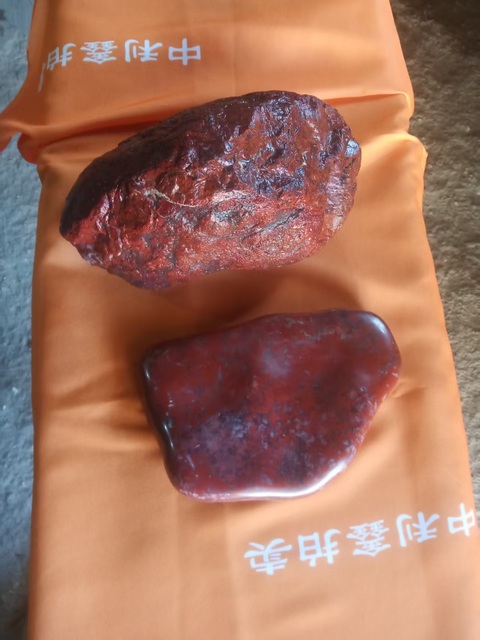 古玩玉器“桂林雞血玉”原石料真品鑒賞圖