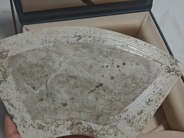 古玩陶瓷粉彩花鳥紋扇形瓷板畫真品鑒賞圖