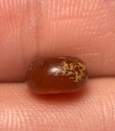 古玩玉器紅瑪瑙珠真品鑒賞圖