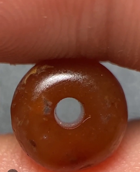 古玩玉器紅瑪瑙珠真品鑒賞圖