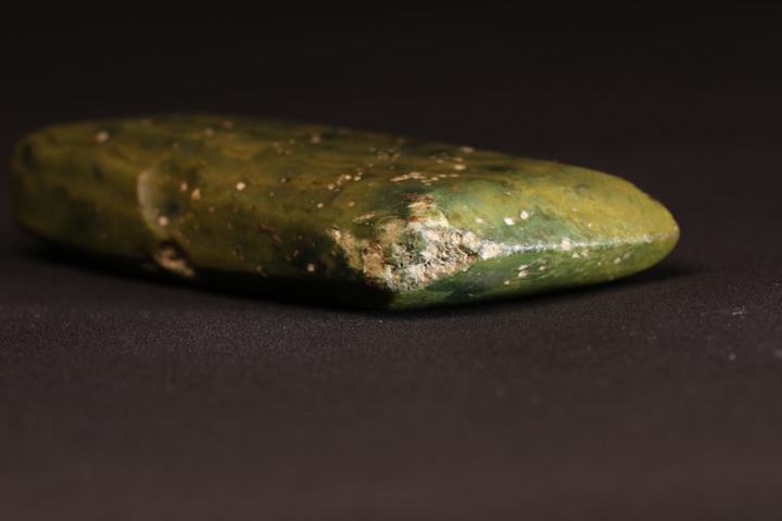 古玩玉器地方料玉斧真品鑒賞圖