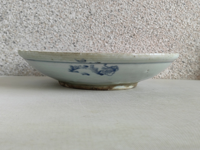 古玩陶瓷青花盤真品鑒賞圖