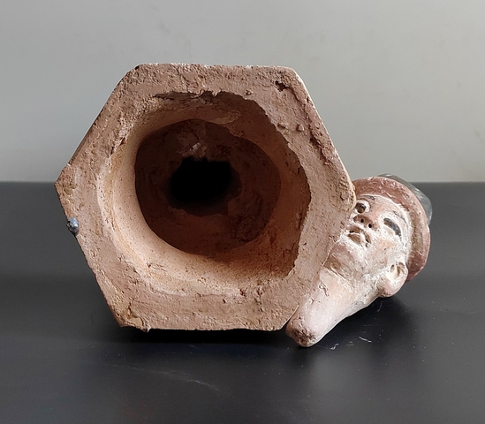 古玩陶瓷精品明代三彩高冠人物俑41厘米拍賣，當前價格114元