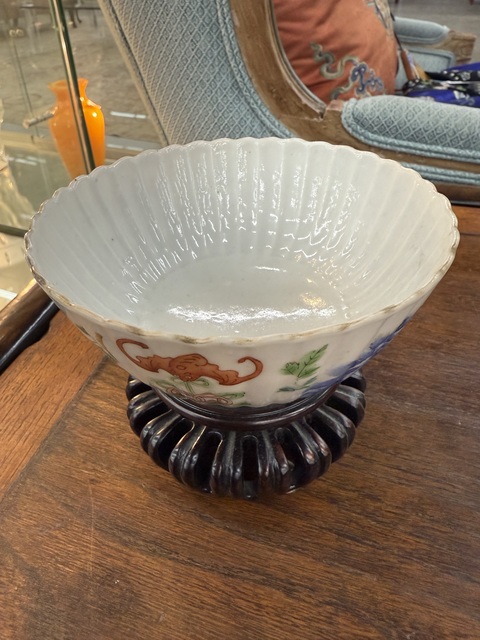 古玩陶瓷粉彩碗真品鑒賞圖