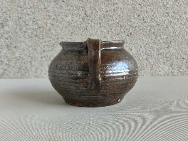 古玩陶瓷褐釉公道杯拍賣，當(dāng)前價(jià)格450元