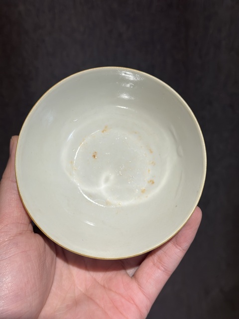古玩陶瓷清順治至康熙甜白釉碗真品鑒賞圖