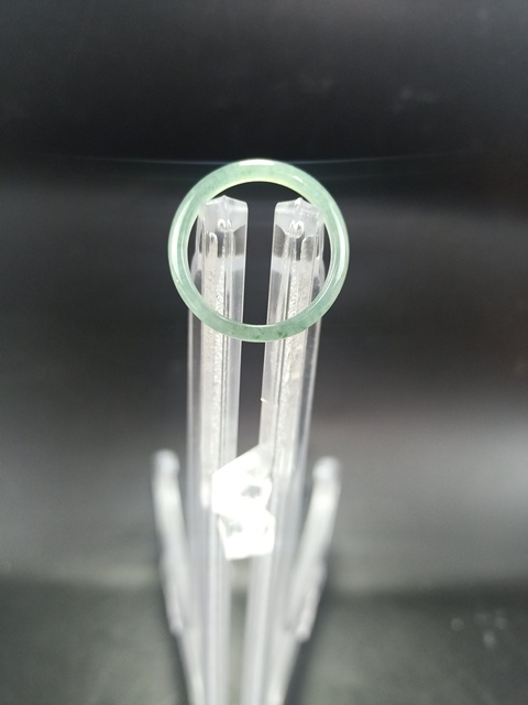 古玩玉器【精品】冰種翡翠A貨戒指拍賣，當(dāng)前價格0元