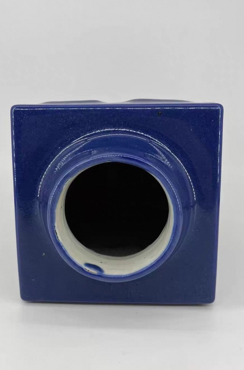 古玩陶瓷清晚期 霽藍釉八卦紋琮式瓶拍賣，當前價格11000元