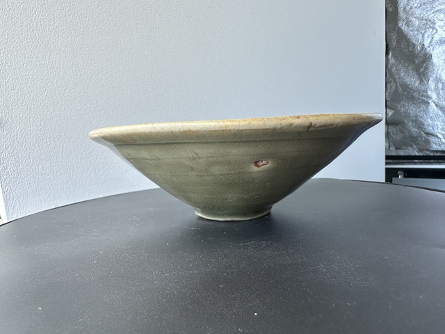 古玩陶瓷耀州窯纏枝花卉紋斗笠盞真品鑒賞圖