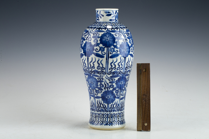 古玩陶瓷清晚·青花花卉紋雞腿瓶拍賣，當前價格613元