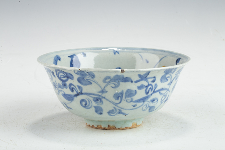 古玩陶瓷明早·青花纏枝花卉紋碗拍賣，當前價格468元