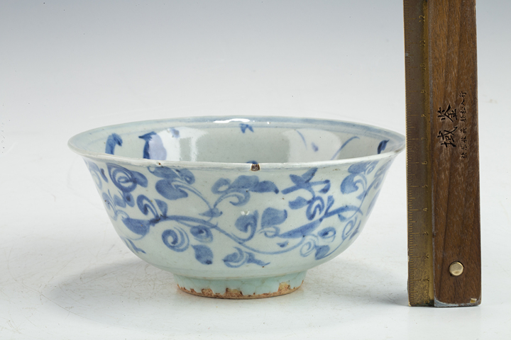 古玩陶瓷明早·青花纏枝花卉紋碗拍賣，當前價格468元