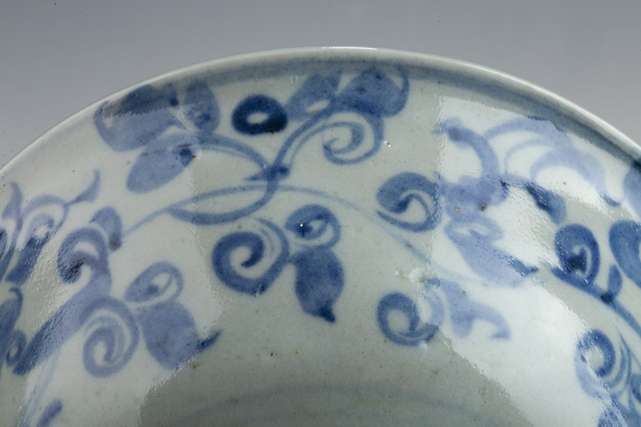 古玩陶瓷明早·青花纏枝花卉紋碗拍賣，當前價格468元