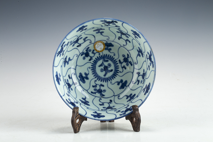 古玩陶瓷清早·青花開窗靈芝紋碗拍賣，當前價格1440元