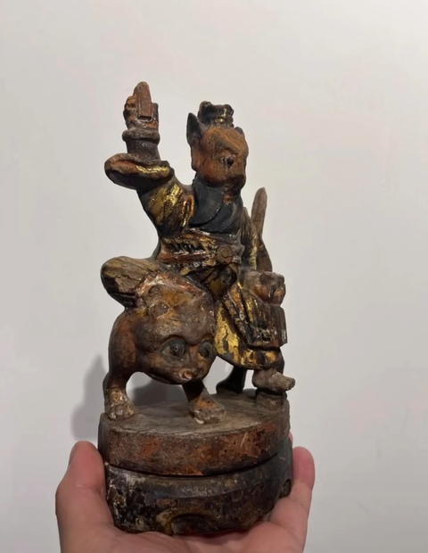 古玩雜項(xiàng)木雕人物造像真品鑒賞圖