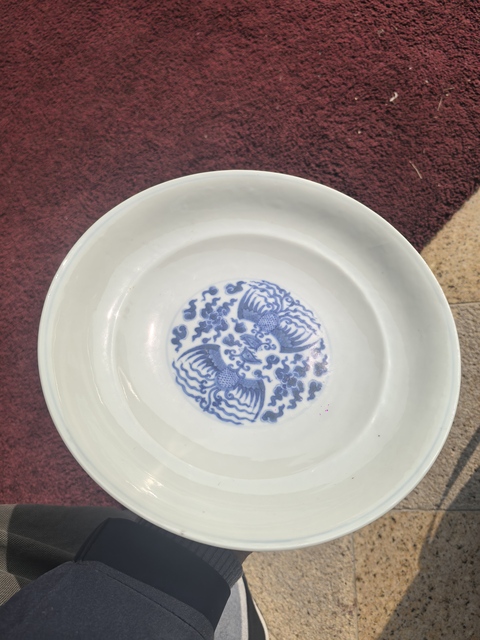 古玩陶瓷青花盤真品鑒賞圖