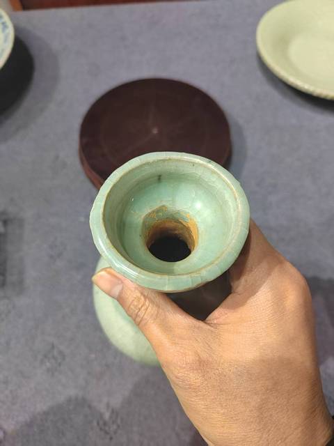 古玩陶瓷明代·青釉洗口瓶 真品鑒賞圖