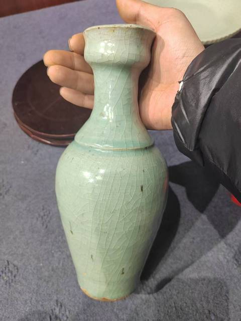 古玩陶瓷明代·青釉洗口瓶 真品鑒賞圖