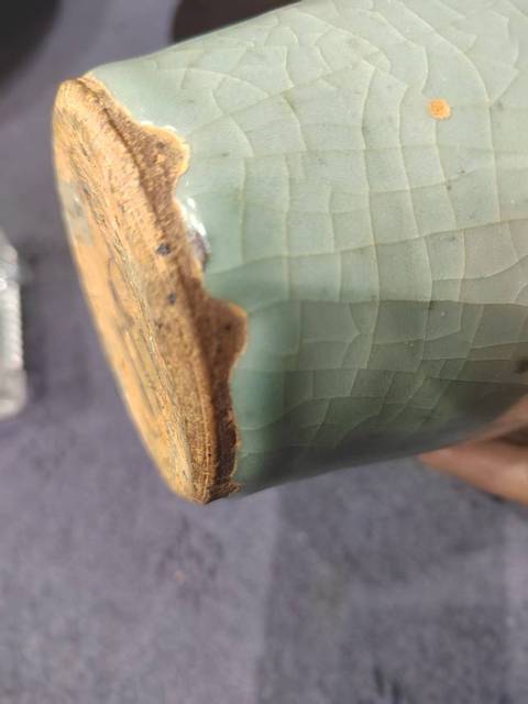 古玩陶瓷明代·青釉洗口瓶 真品鑒賞圖