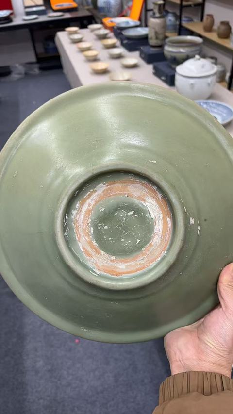 古玩陶瓷盤真品鑒賞圖