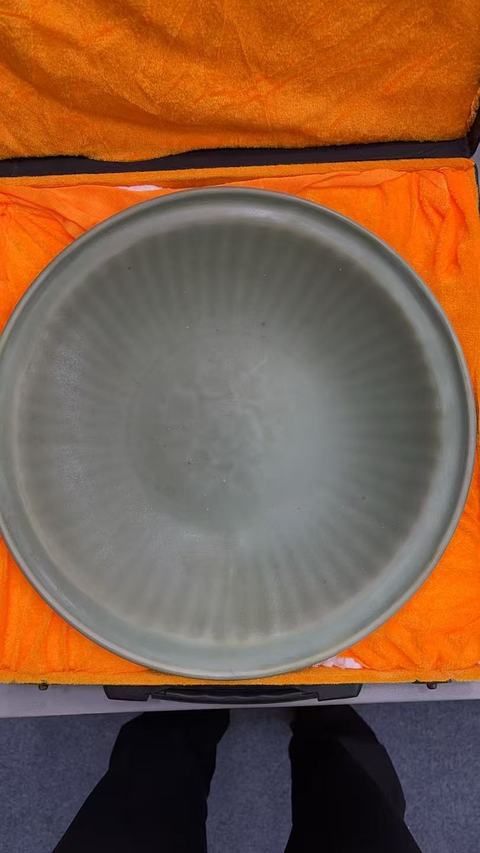 古玩陶瓷盤真品鑒賞圖