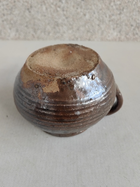 古玩陶瓷褐釉公道杯拍賣，當(dāng)前價(jià)格580元