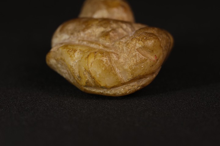 古玩玉器地方料童子掛件真品鑒賞圖