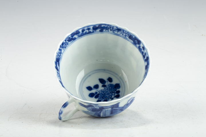 古玩陶瓷清晚·青花竹林七賢紋花口把杯真品鑒賞圖