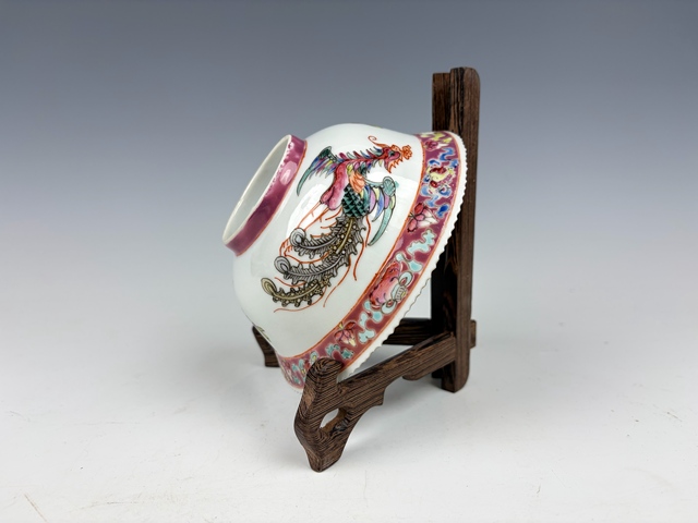 古玩陶瓷民國·粉彩鳳紋牡丹托八寶花口碗拍賣，當前價格396元