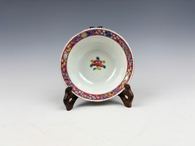 古玩陶瓷民國·粉彩鳳紋牡丹托八寶花口碗拍賣，當前價格396元