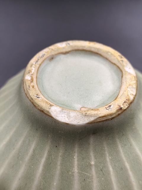 古玩陶瓷龍泉窯青釉罐真品鑒賞圖