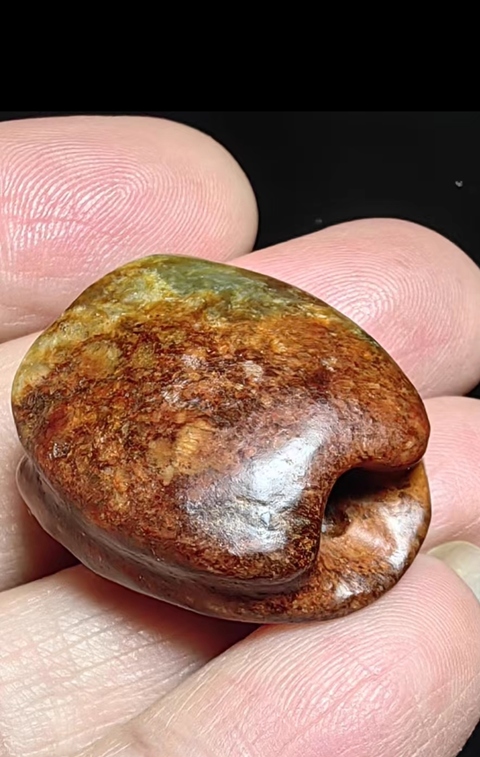 古玩玉器河磨玉龜背真品鑒賞圖