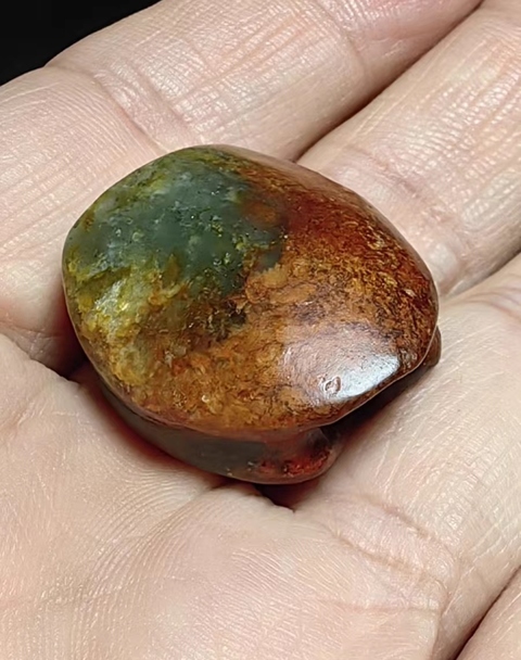 古玩玉器河磨玉龜背真品鑒賞圖