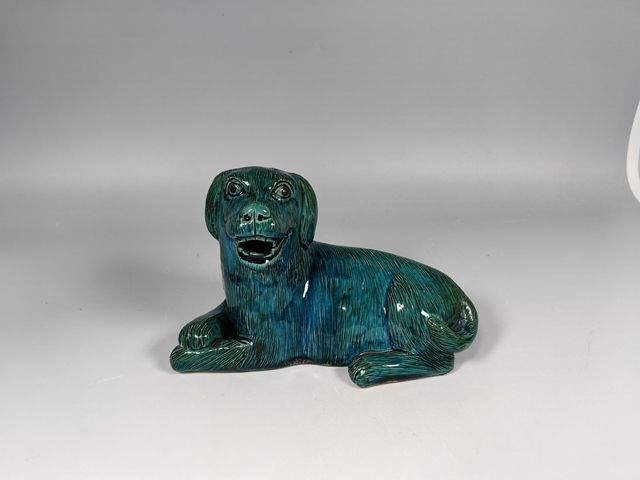 古玩陶瓷清中孔雀藍吉祥犬雕塑真品鑒賞圖