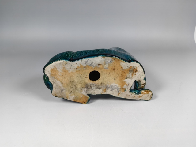 古玩陶瓷清中孔雀藍吉祥犬雕塑真品鑒賞圖