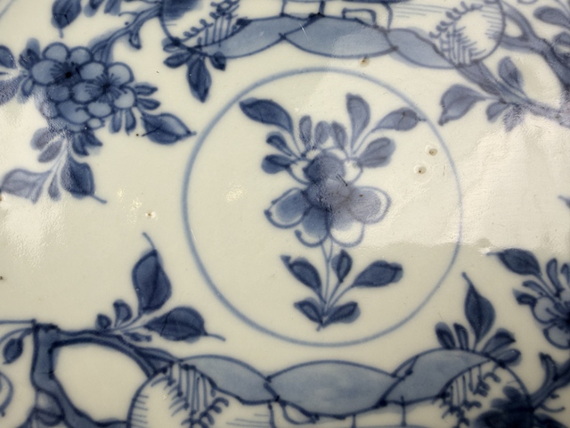 古玩陶瓷清康熙·青花葡萄紋花卉盤拍賣，當(dāng)前價(jià)格525元