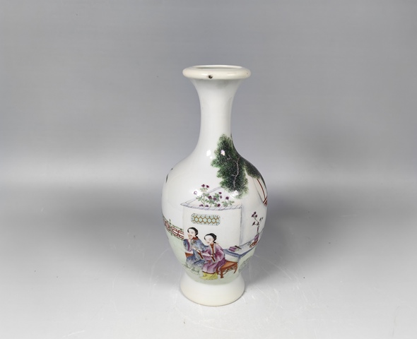 古玩陶瓷民國江東二喬仕女人物紋粉彩柳葉瓶真品鑒賞圖