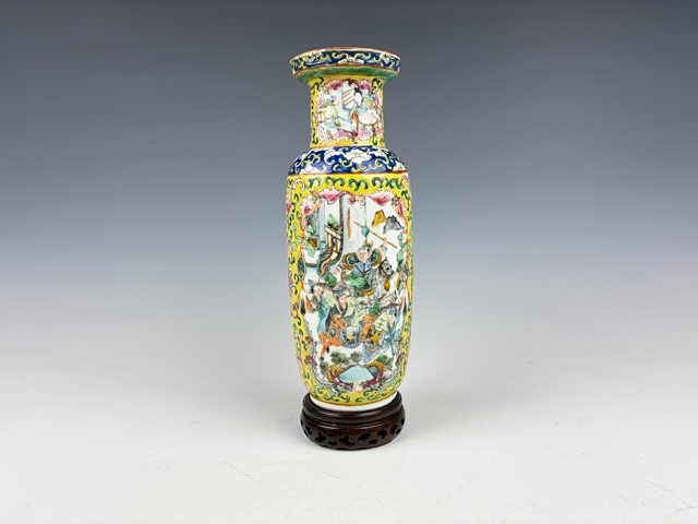 古玩陶瓷晚清·黃地洋彩三國人物紋瓶真品鑒賞圖