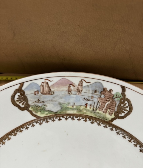 古玩陶瓷徽章瓷盤真品鑒賞圖