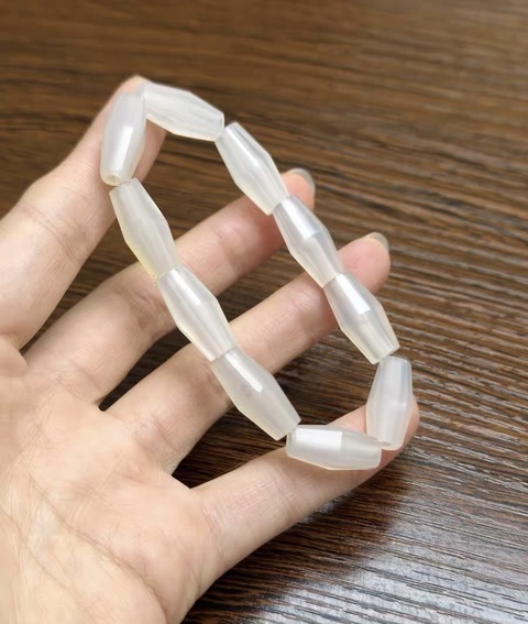 古玩玉器天然瑪瑙珠串真品鑒賞圖